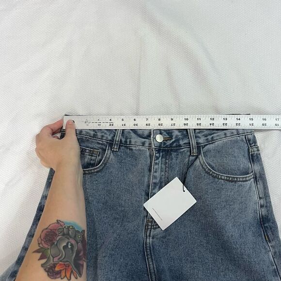 Lattelier Retro Mom Ankle Zipper Acid Wash High Rise Jeans - Picture 7 of 9